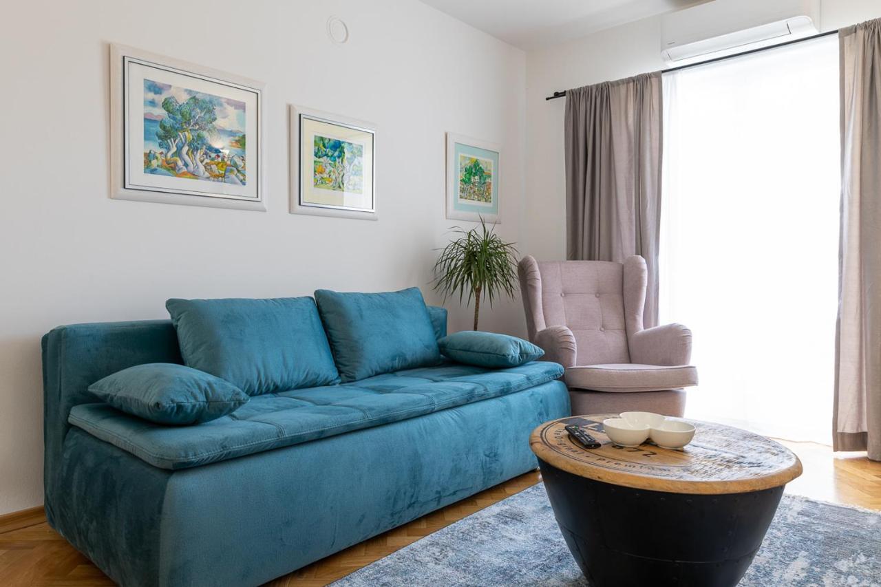 Apartment Dolly Completely Renovated 2023 โรวีน ภายนอก รูปภาพ