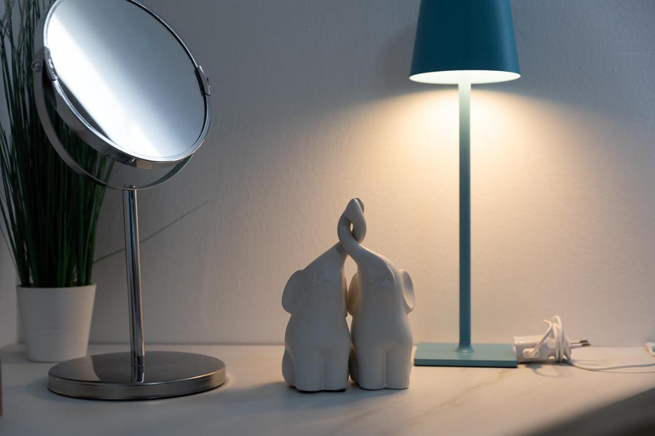 Apartment Dolly Completely Renovated 2023 โรวีน ภายนอก รูปภาพ